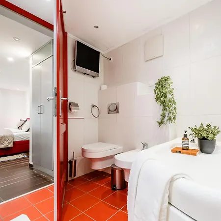 Wellness Private Space In Gozdu With Jacuzzi In Cbd *