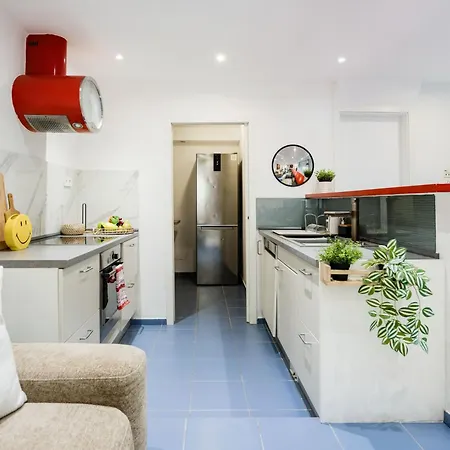 Wellness Private Space In Gozdu With Jacuzzi In Cbd