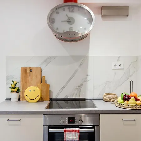 Wellness Private Space In Gozdu With Jacuzzi In Cbd *