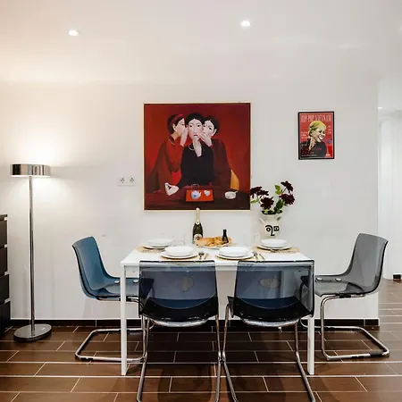 דירה Wellness Private Space In Gozdu With Jacuzzi In Cbd בודפשט