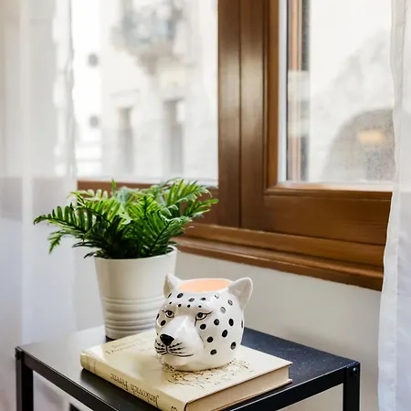 Wellness Private Space In Gozdu With Jacuzzi In Cbd Apartmán Budapešť