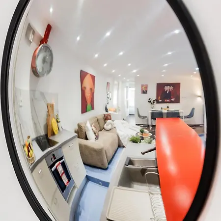 Wellness Private Space In Gozdu With Jacuzzi In Cbd בודפשט