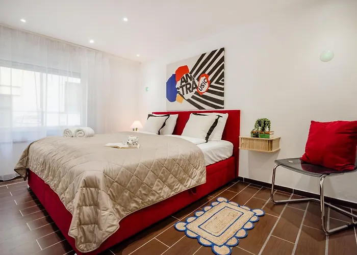 Wellness Private Space In Gozdu With Jacuzzi In Cbd * בודפשט